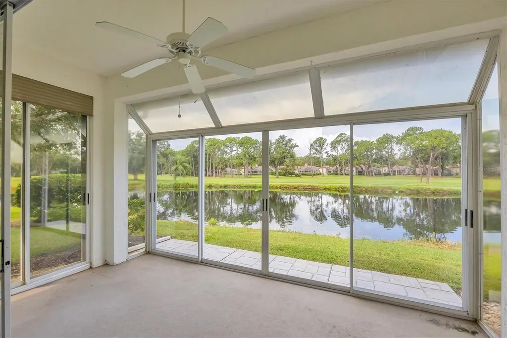 5662 Long Common Circle Sarasota FL 34235