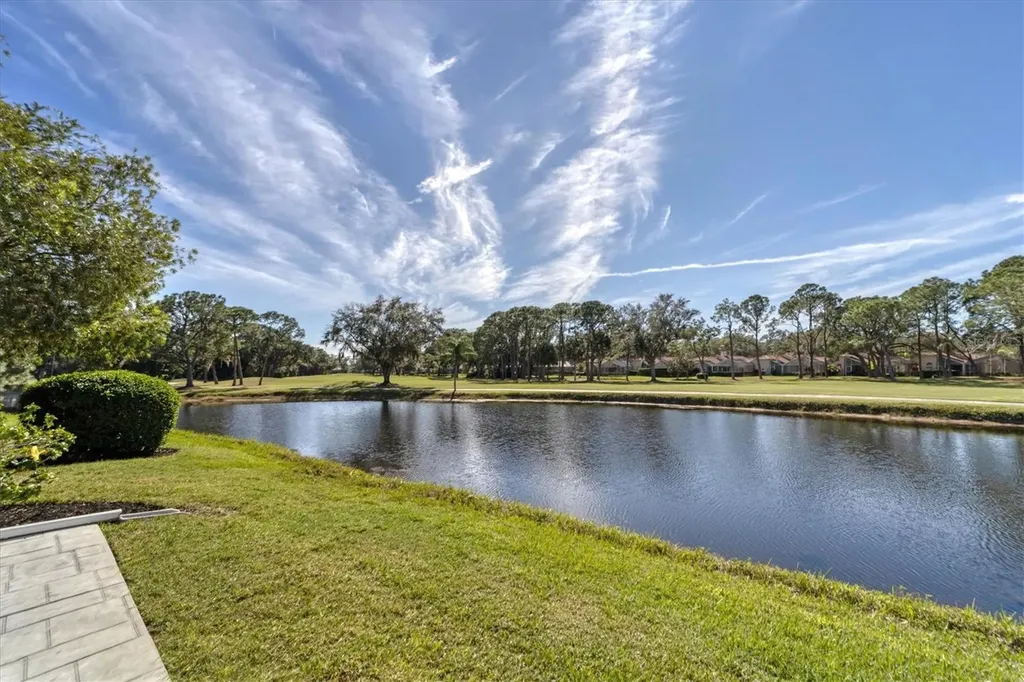 5662 Long Common Circle Sarasota FL 34235