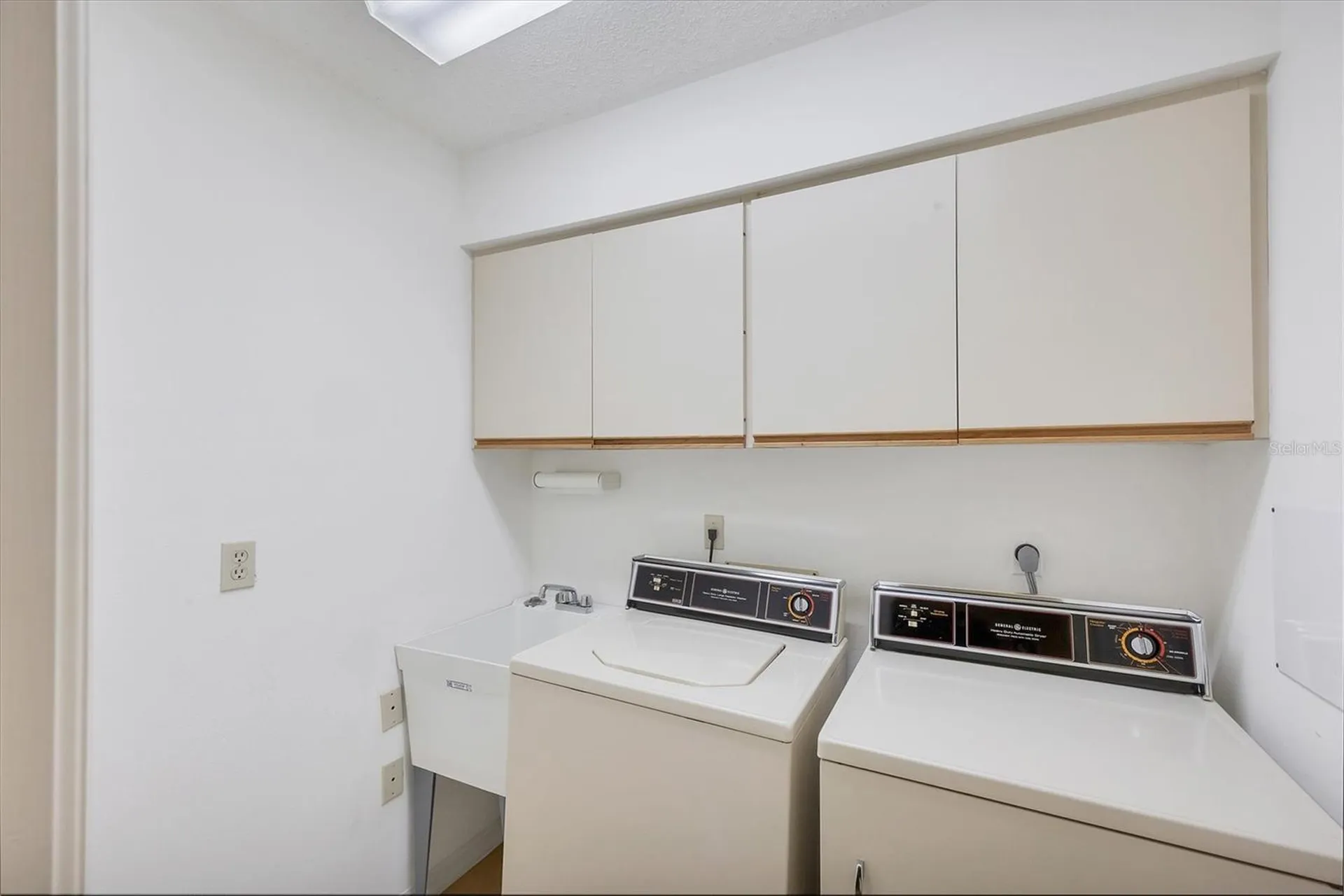 5662 Long Common Circle Sarasota FL 34235