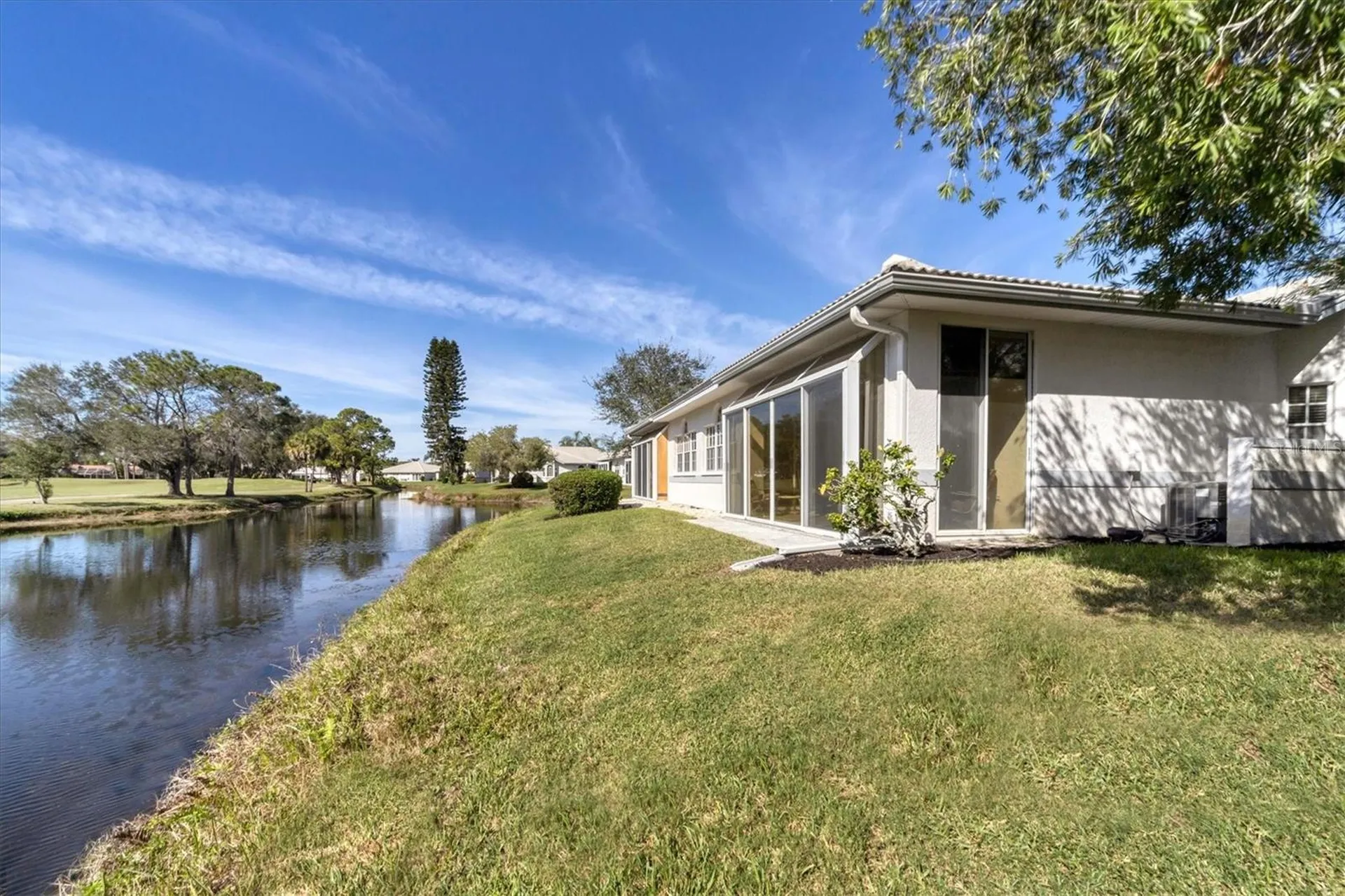 5662 Long Common Circle Sarasota FL 34235