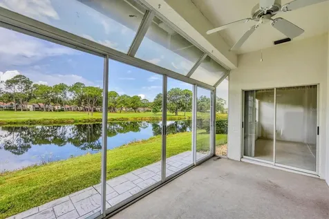5662 Long Common Circle Sarasota FL 34235