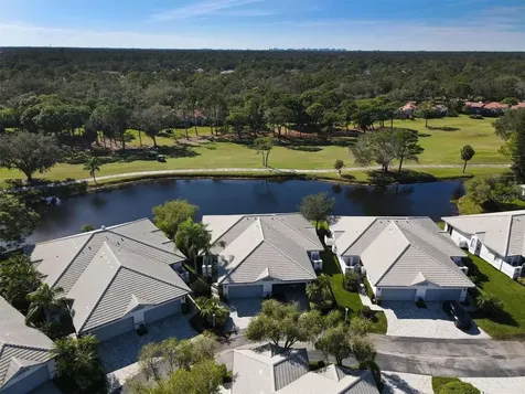 5662 Long Common Circle Sarasota FL 34235