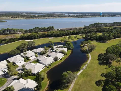 5662 Long Common Circle Sarasota FL 34235