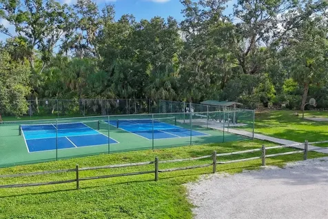 5662 Long Common Circle Sarasota FL 34235