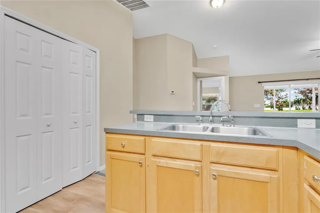 11813 Colyar Lane Parrish FL 34219