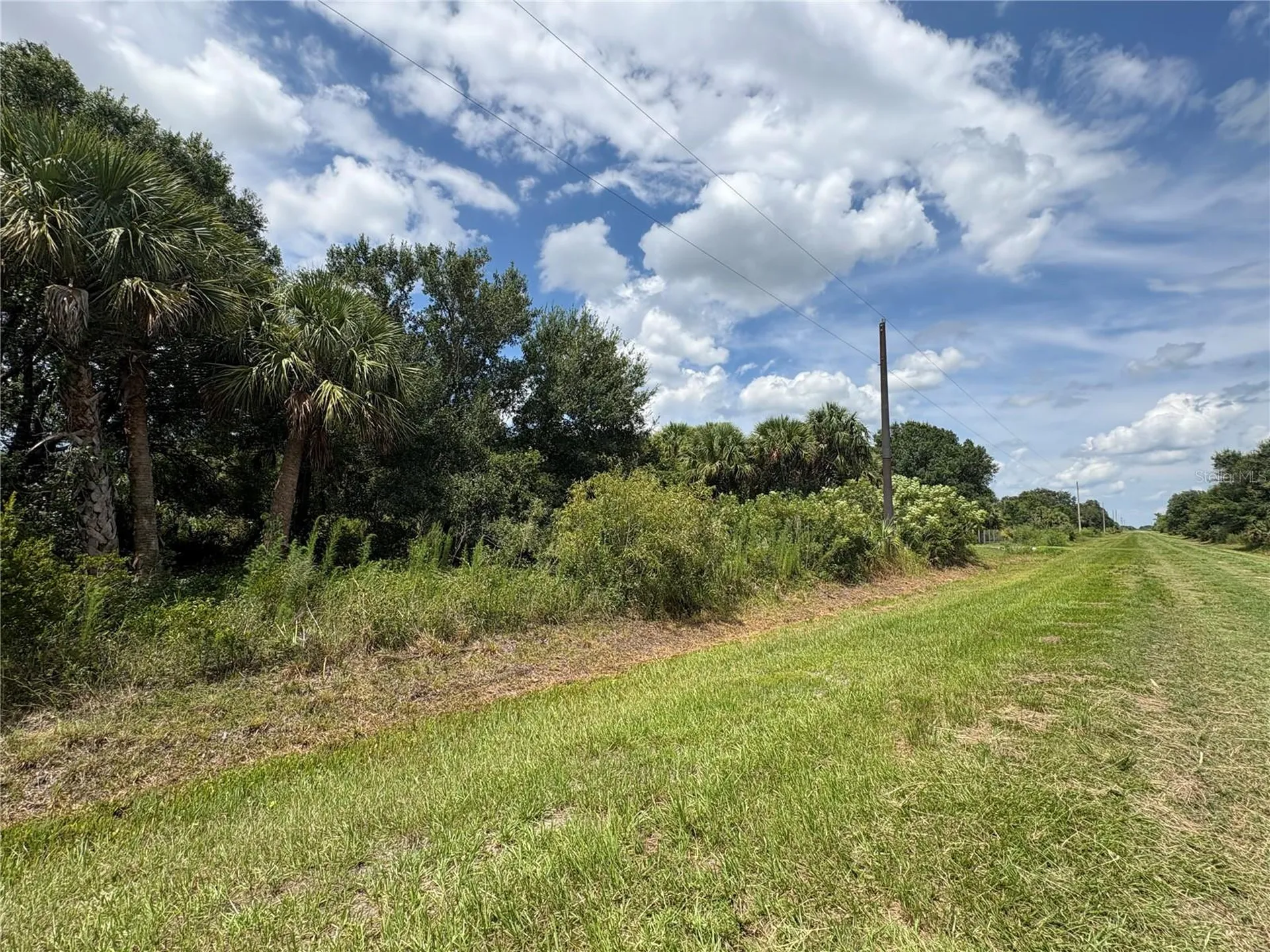 19575 NW 266th Street Okeechobee FL 34972