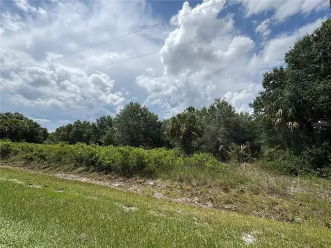 19575 NW 266th Street Okeechobee FL 34972
