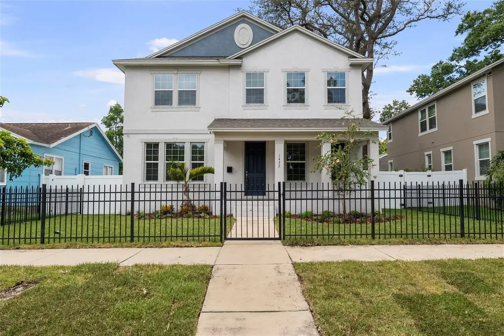 1432 49th Avenue N St Petersburg FL 33703