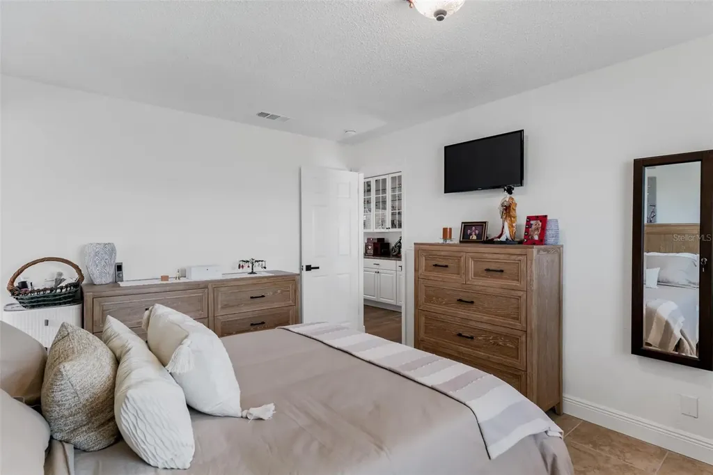 6411 Elmhurst Court Pinellas Park FL 33782