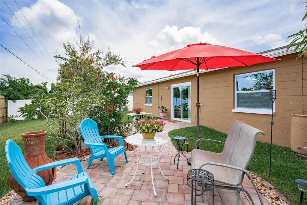 6411 Elmhurst Court Pinellas Park FL 33782