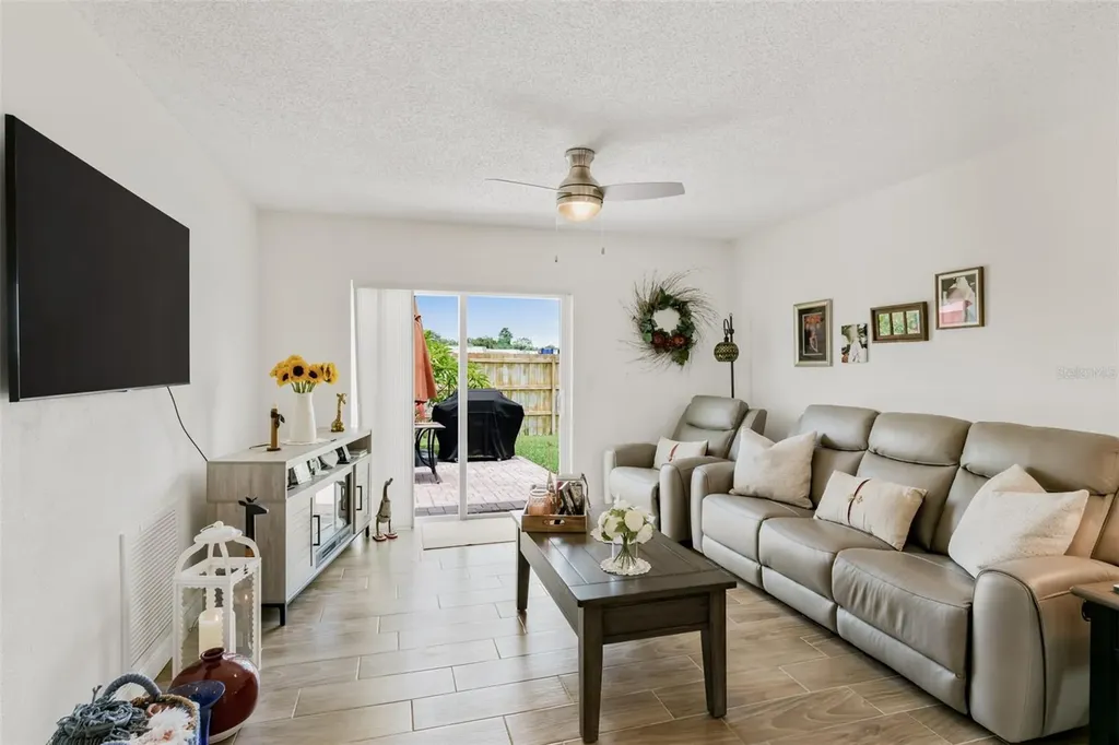 6411 Elmhurst Court Pinellas Park FL 33782
