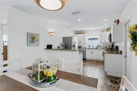 6411 Elmhurst Court Pinellas Park FL 33782