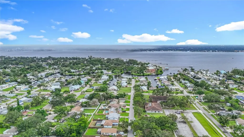 1104 23rd Avenue W Palmetto FL 34221