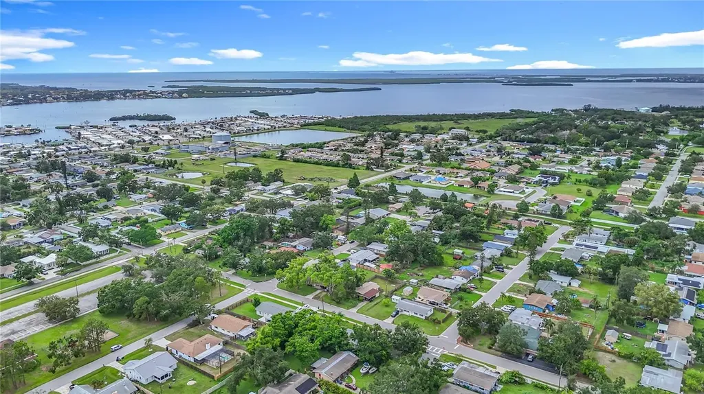1104 23rd Avenue W Palmetto FL 34221
