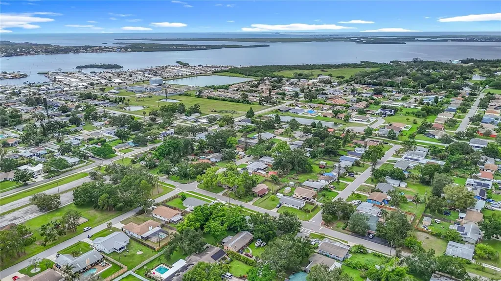 1104 23rd Avenue W Palmetto FL 34221