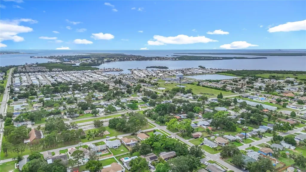 1104 23rd Avenue W Palmetto FL 34221