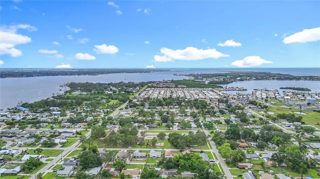 1104 23rd Avenue W Palmetto FL 34221