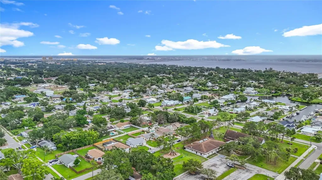 1104 23rd Avenue W Palmetto FL 34221
