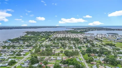 1104 23rd Avenue W Palmetto FL 34221