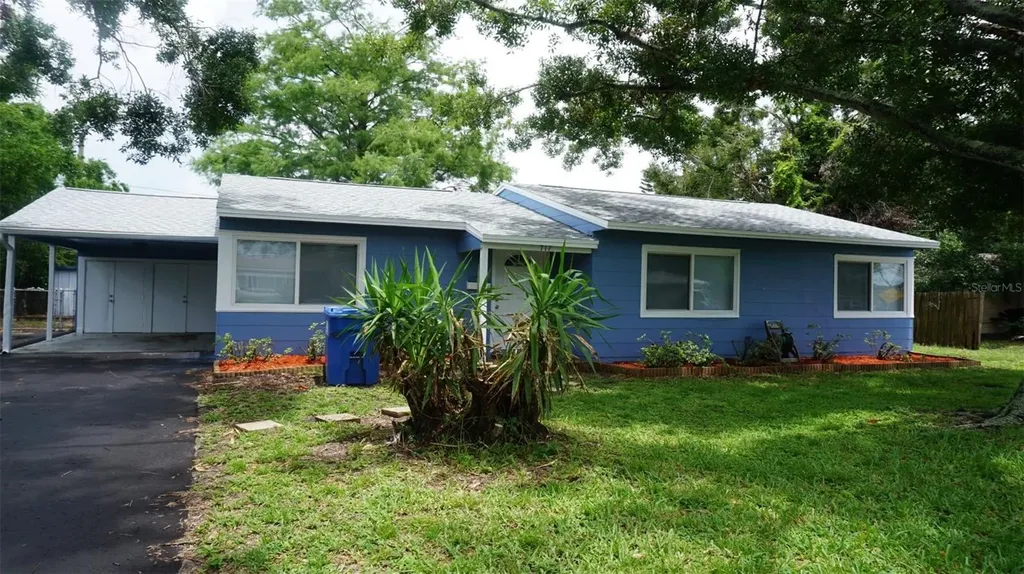 717 75th Street N St Petersburg FL 33710