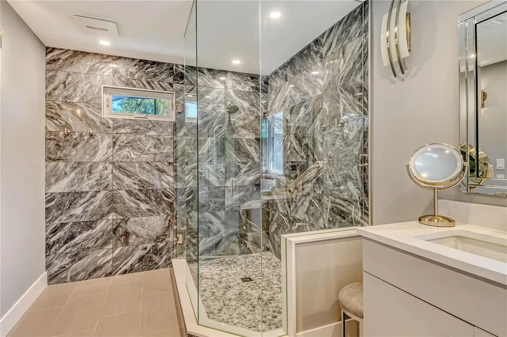 3210 Bayou Sound Longboat Key FL 34228