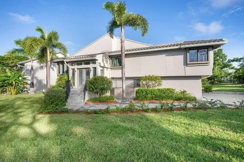 3210 Bayou Sound Longboat Key FL 34228