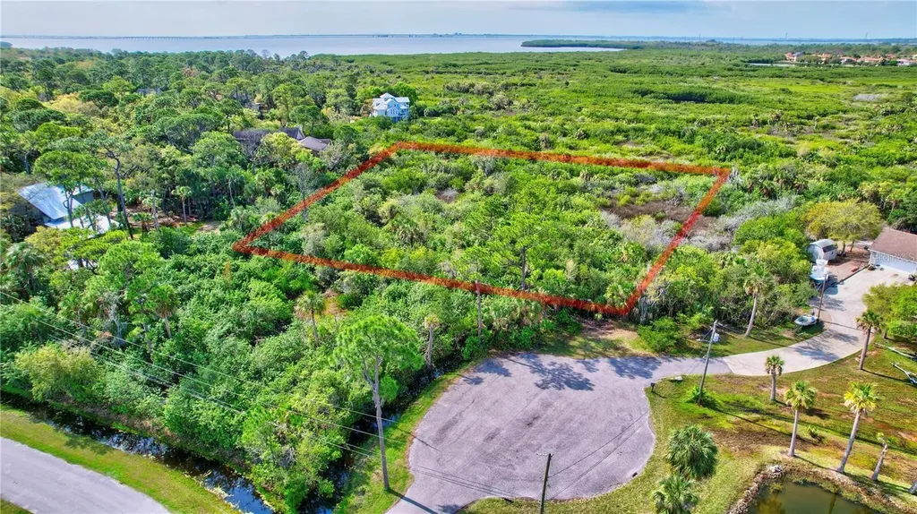 Strathmore Avenue Oldsmar FL 34677