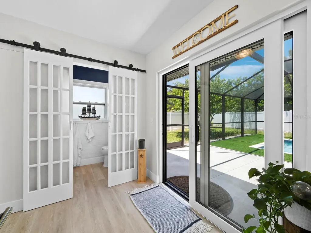 3439 Fair Oaks Place Sarasota FL 34239