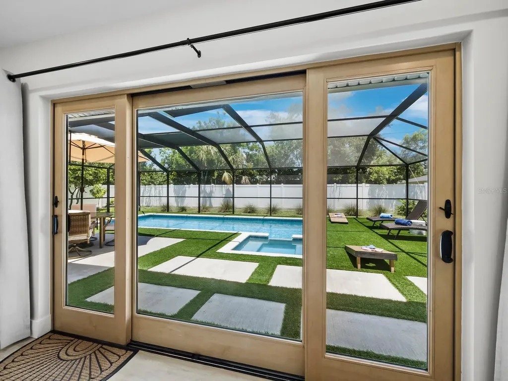 3439 Fair Oaks Place Sarasota FL 34239