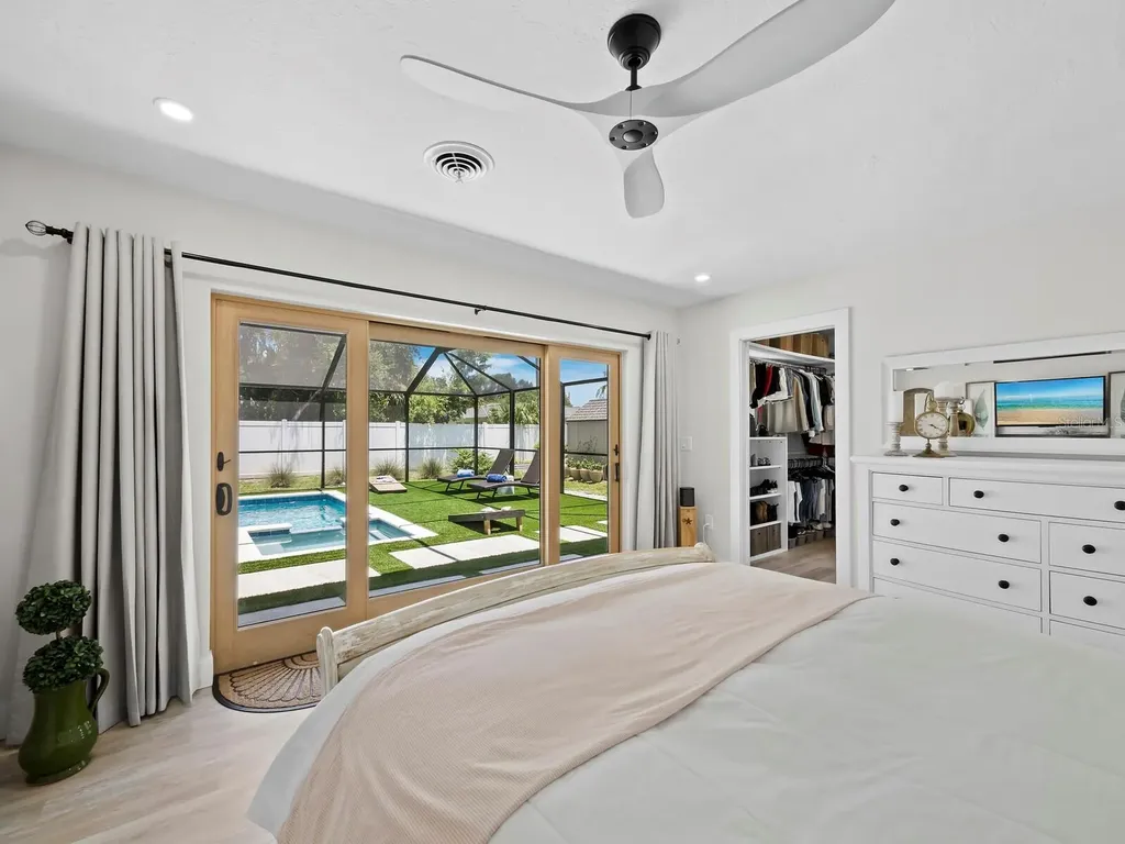 3439 Fair Oaks Place Sarasota FL 34239