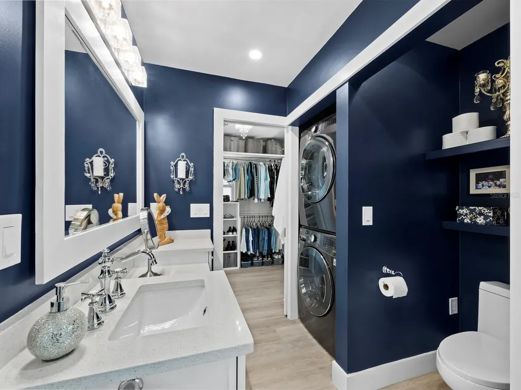 3439 Fair Oaks Place Sarasota FL 34239
