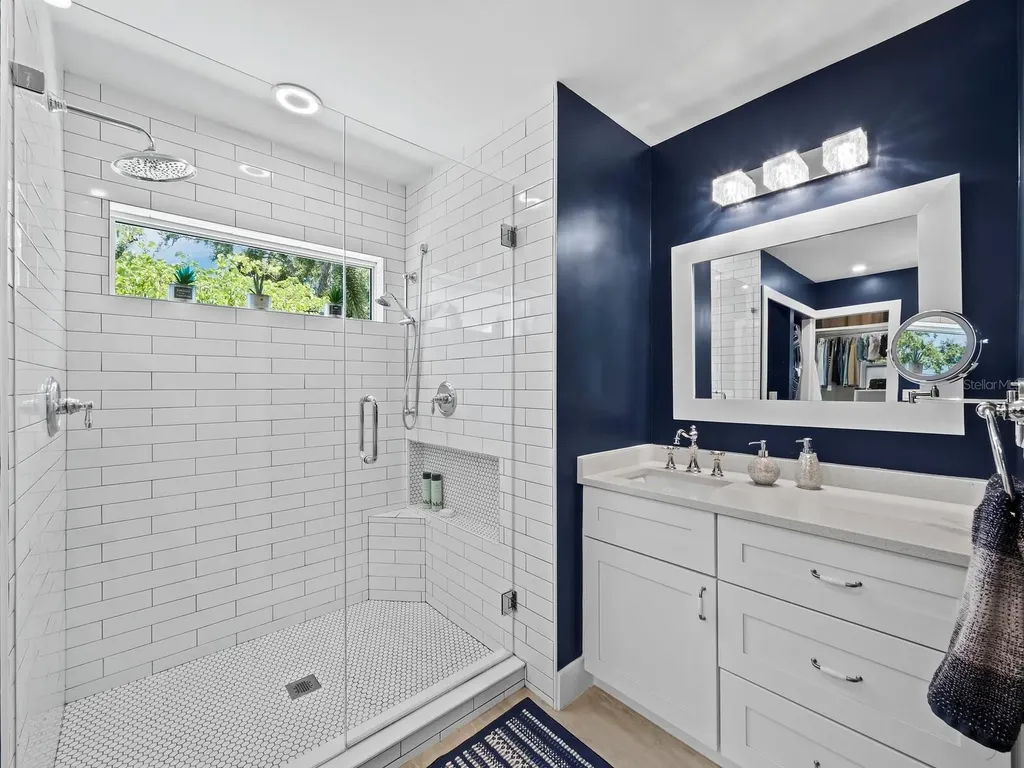3439 Fair Oaks Place Sarasota FL 34239