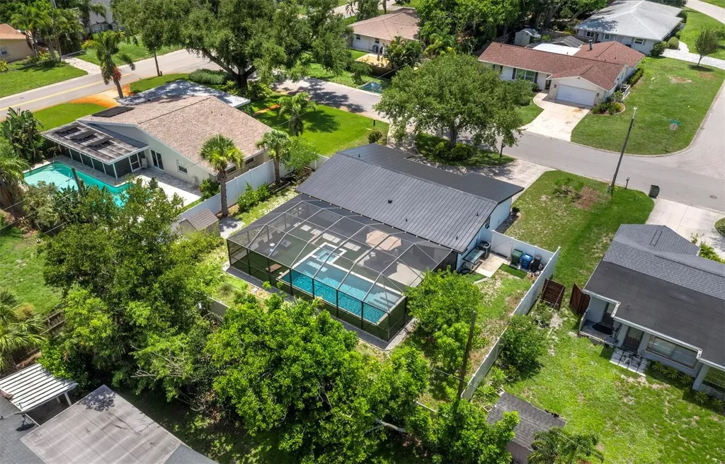 3439 Fair Oaks Place Sarasota FL 34239
