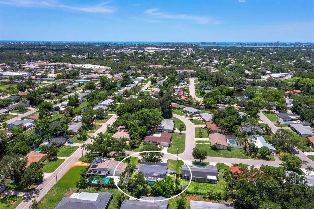 3439 Fair Oaks Place Sarasota FL 34239