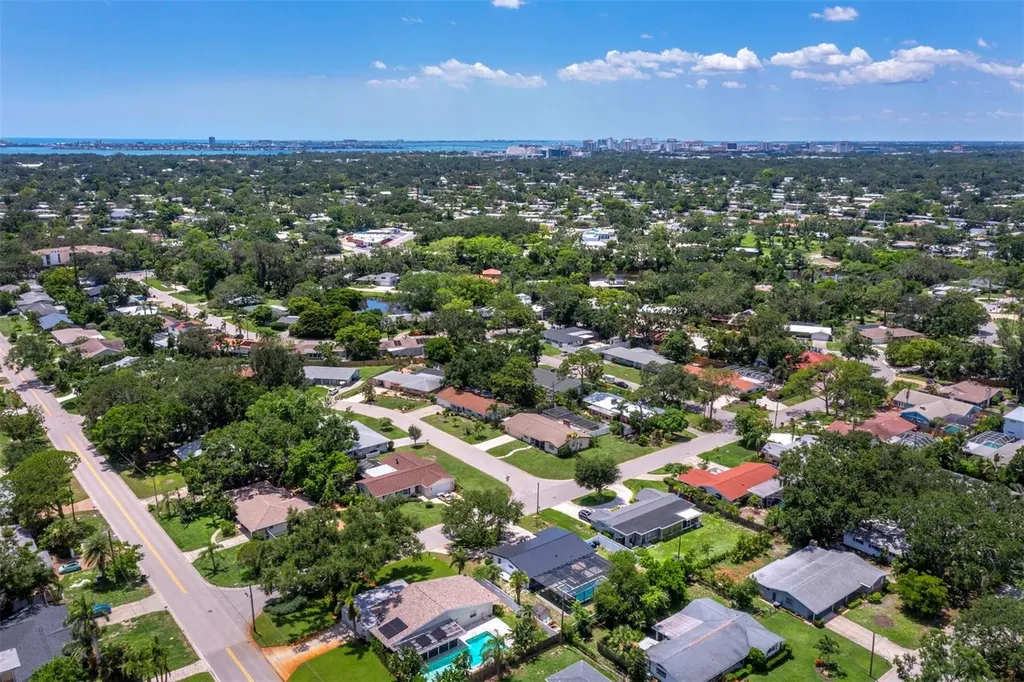 3439 Fair Oaks Place Sarasota FL 34239