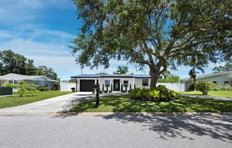 3439 Fair Oaks Place Sarasota FL 34239