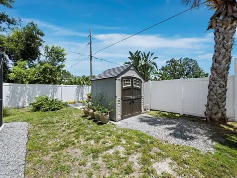 3439 Fair Oaks Place Sarasota FL 34239