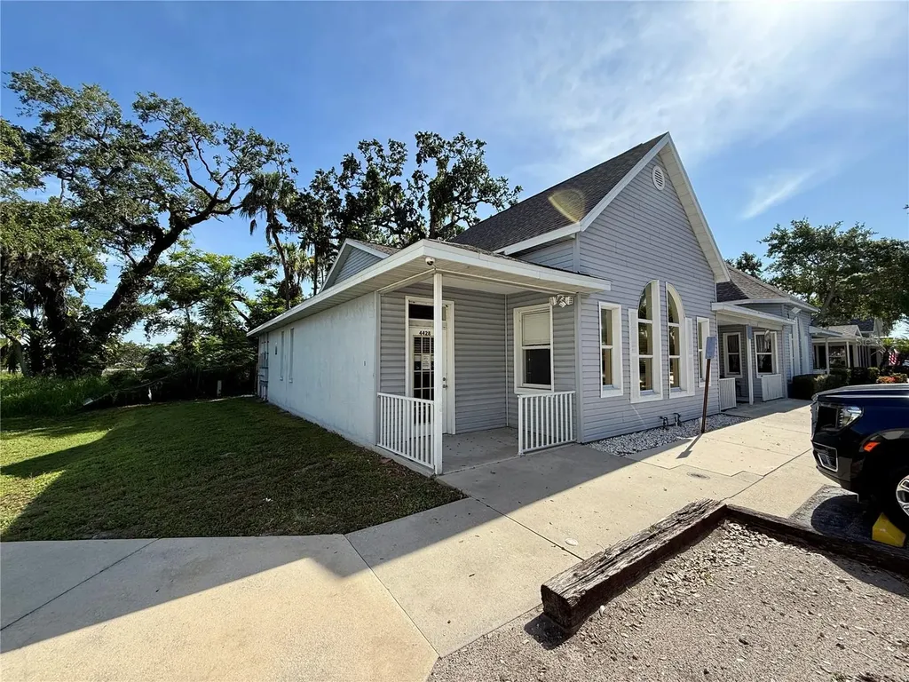 4426 5th Street W Bradenton FL 34207