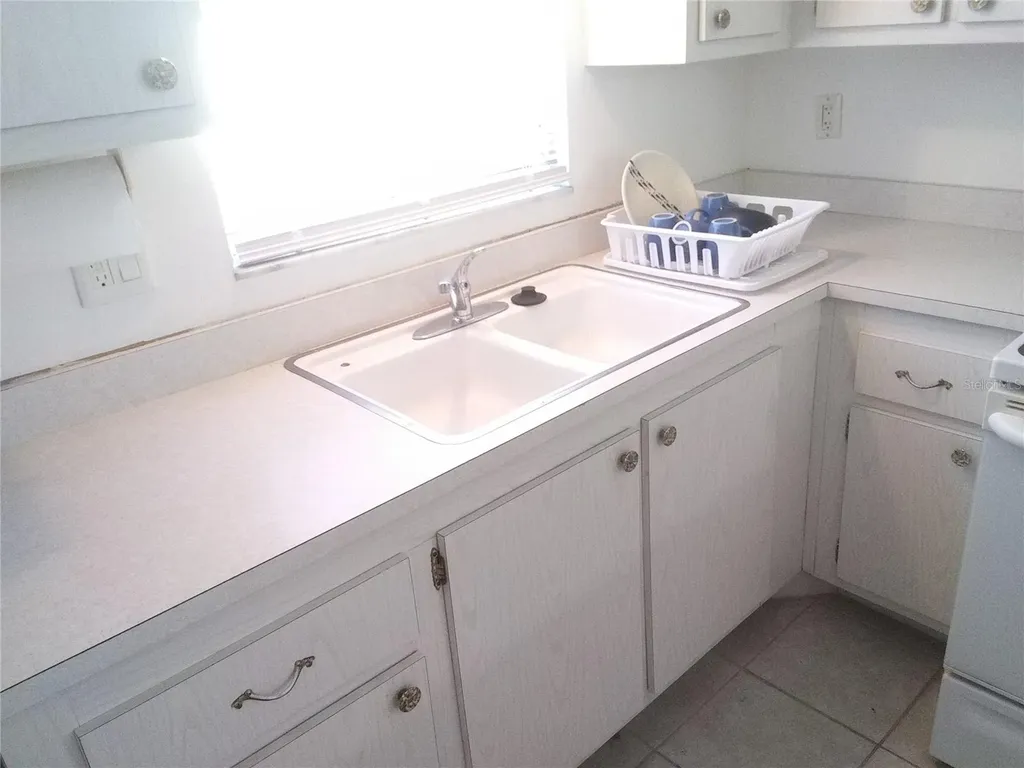 390 301 Boulevard W Bradenton FL 34205