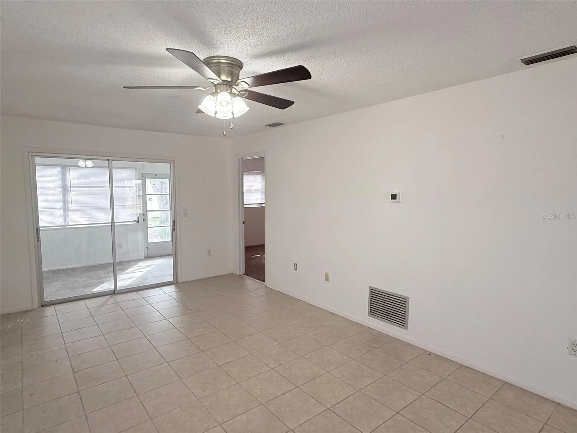 390 301 Boulevard W Bradenton FL 34205
