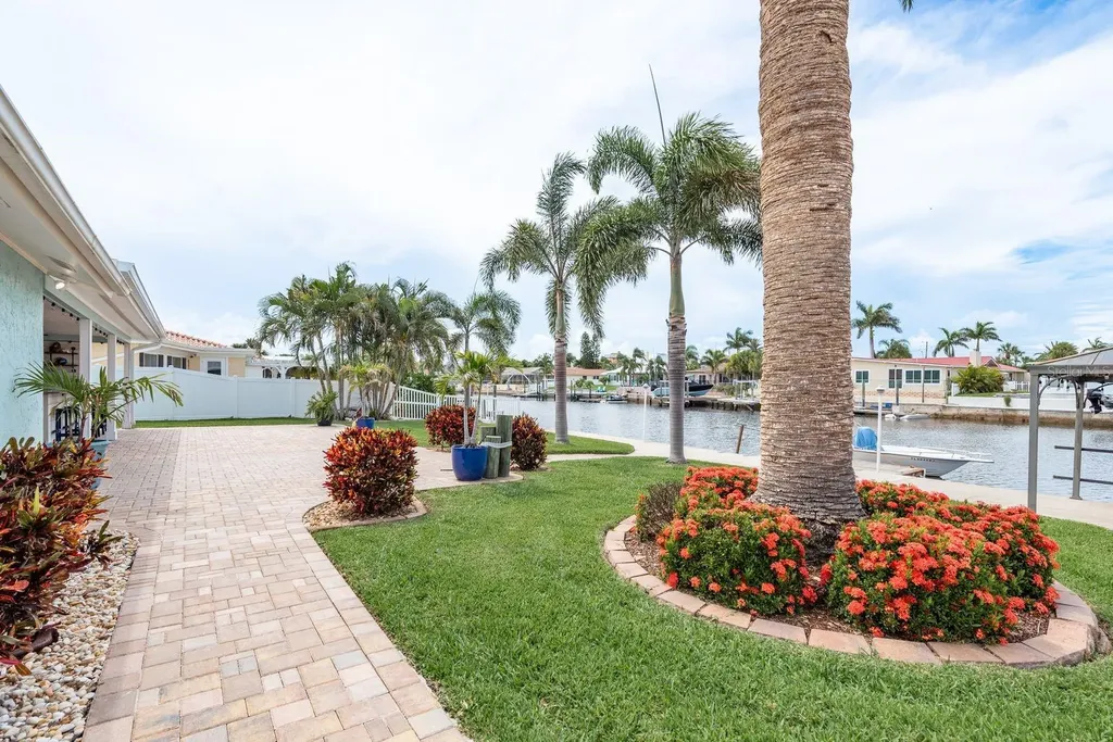 3301 Seaway Drive New Port Richey FL 34652