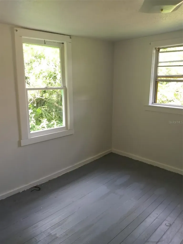 1 Smith Court Deland FL 32724