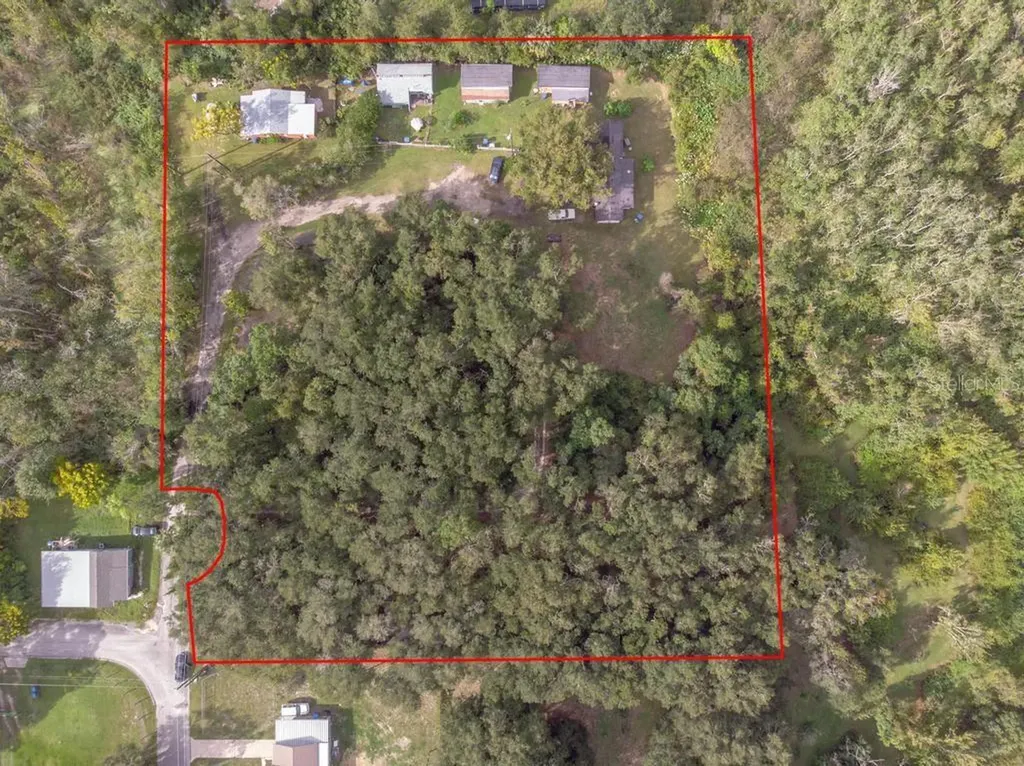 1 Smith Court Deland FL 32724