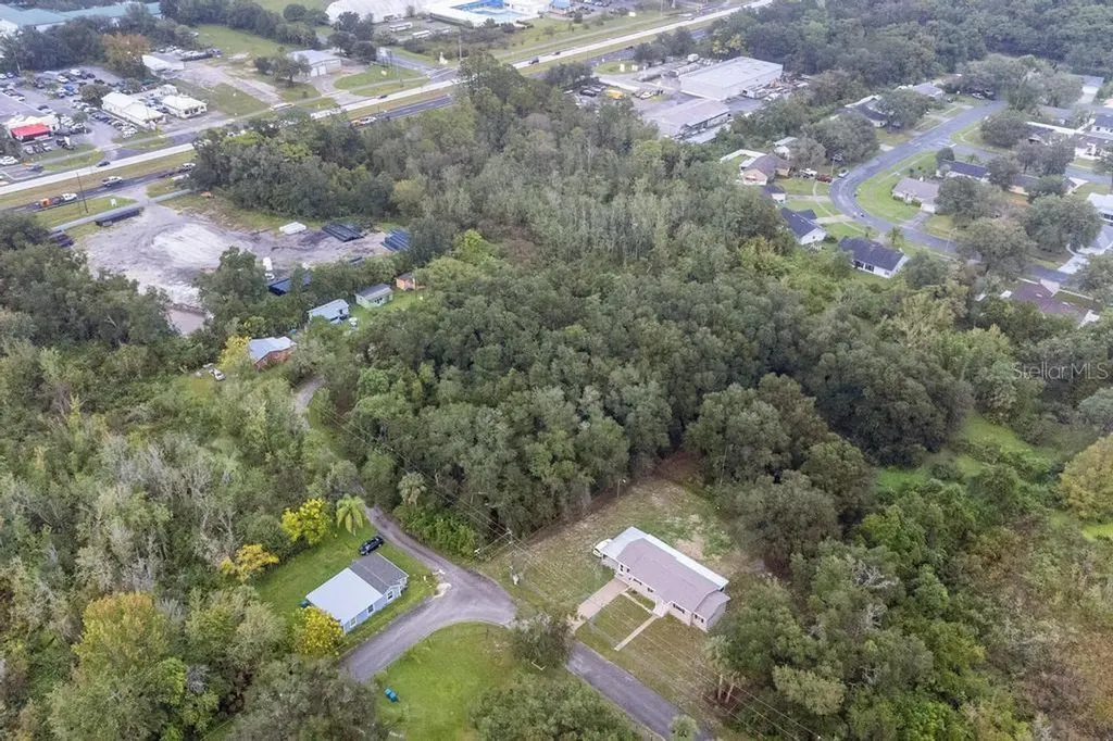 1 Smith Court Deland FL 32724