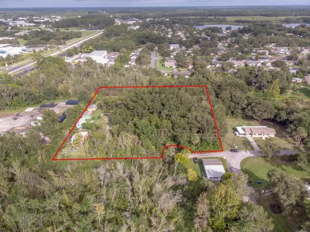 1 Smith Court Deland FL 32724