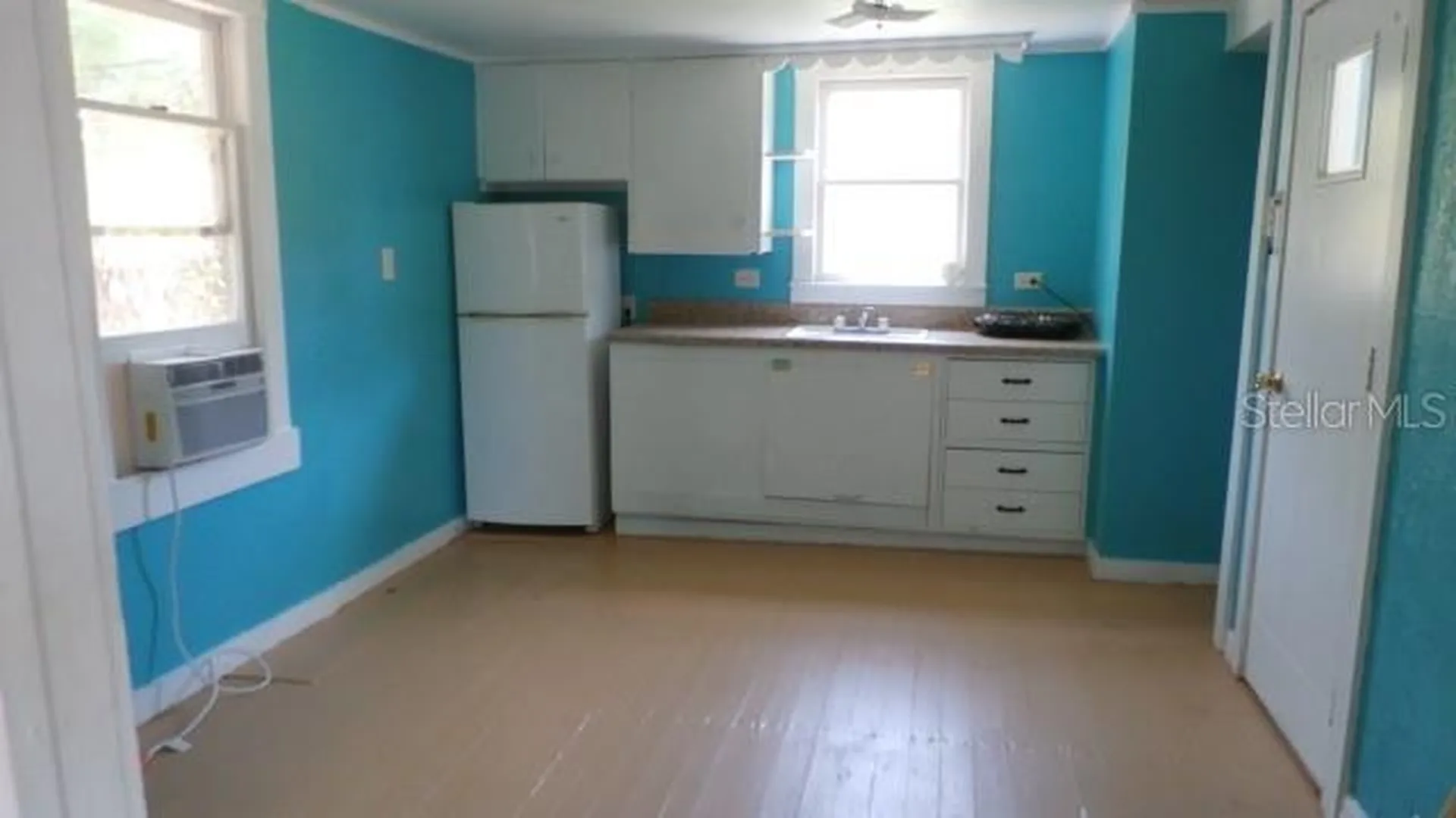 1 Smith Court Deland FL 32724