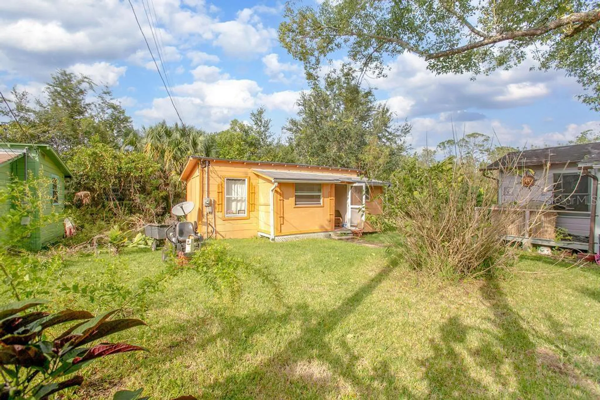 1 Smith Court Deland FL 32724