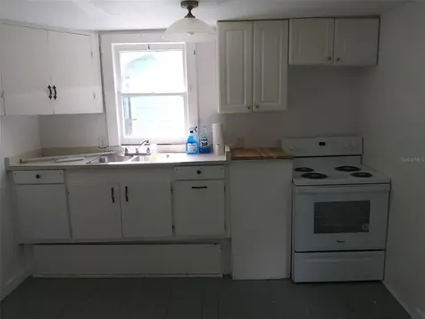 1 Smith Court Deland FL 32724