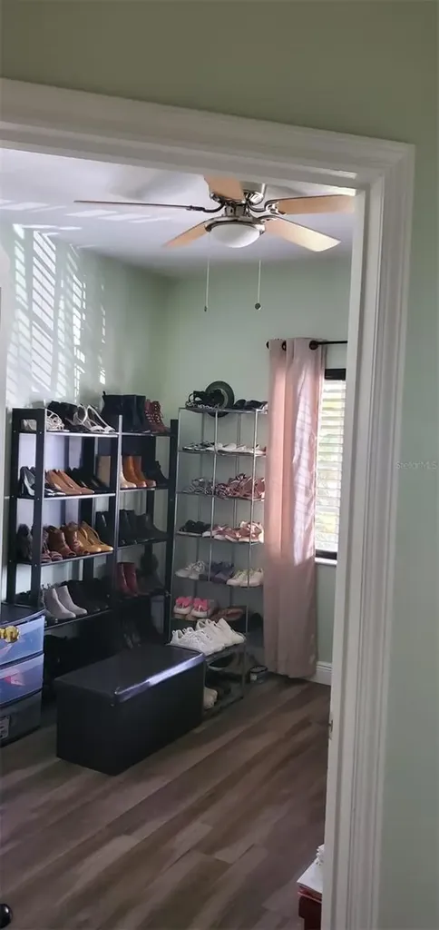 9517 Amberdale Court Riverview FL 33578