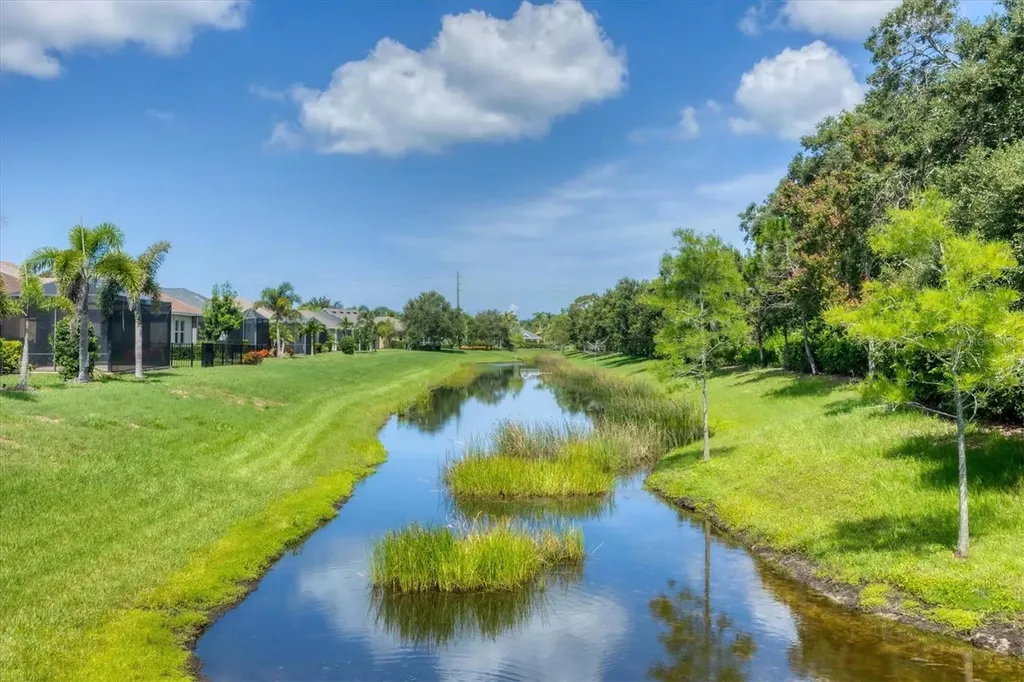 25713 Boysen Berry Avenue Englewood FL 34223